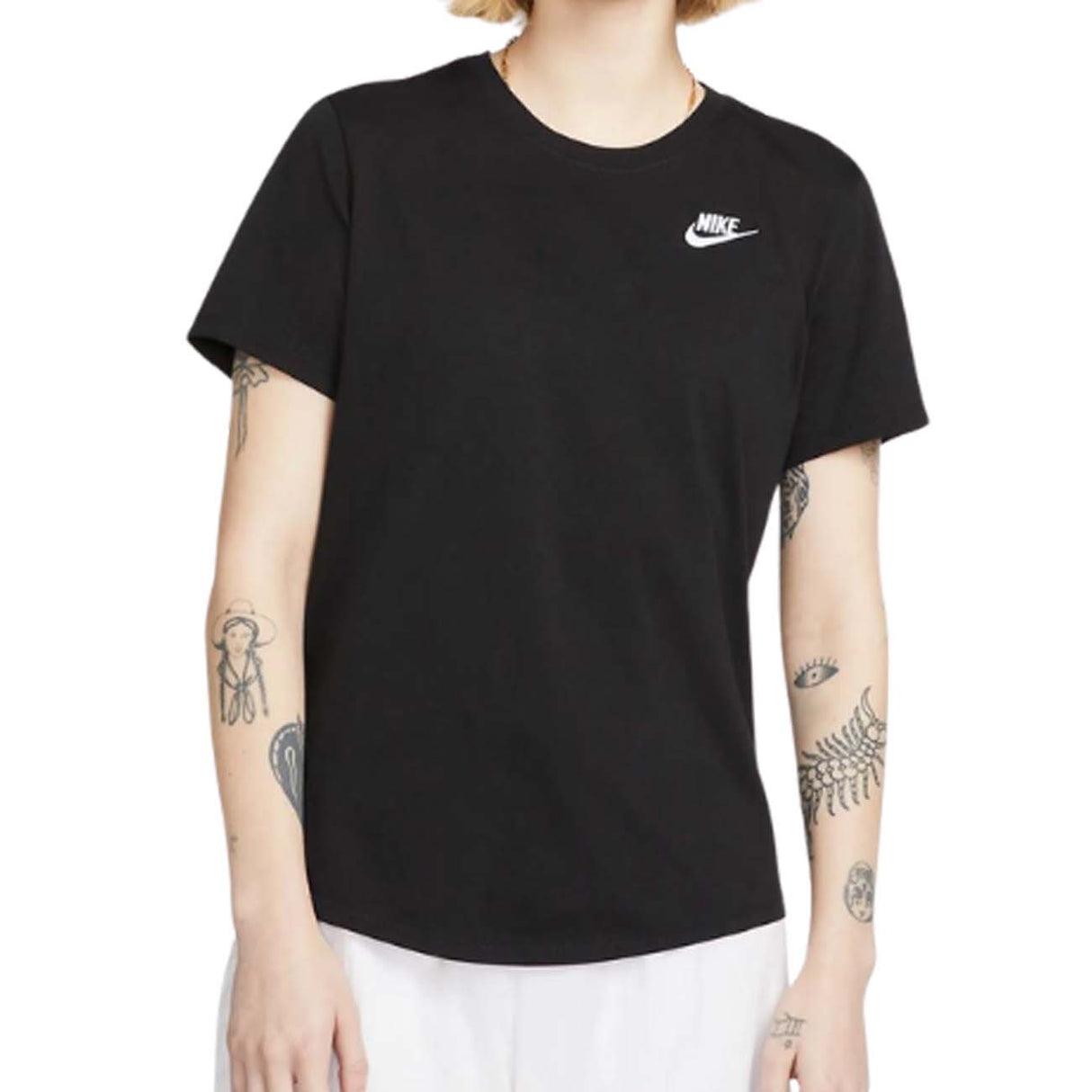 T-SHIRT DONNA NIKE DX7902 010 ESSENTIALS CLUB NERO