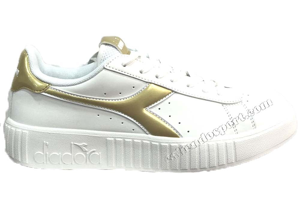 CHAUSSURES FEMMES DIADORA GAME STEP GRAPHIC 173753 C1070 C0787 C6103 BLANC ARGENT