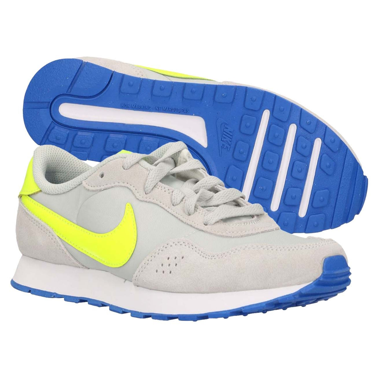 NIKE CN8558 015 MD VALIANT BOYS SHOE