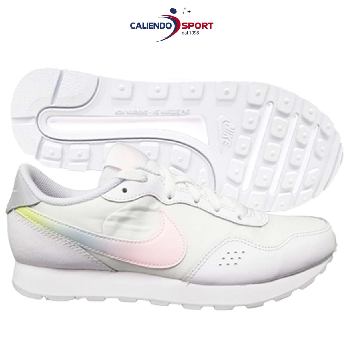 SCARPA NIKE RAGAZZI DB3743 100 MD VALIANT MWH GS