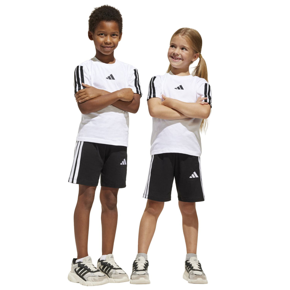 COMPLETO BAMBINI ADIDAS JE1401 T-SHIRT+PANTALONCINO COTONE UNISEX